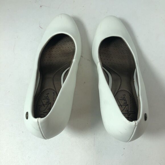 Life Stride Heels Womens Size 6.5 Parigi White Pumps Dress Soft System Slip OnE1 - Picture 6 of 12